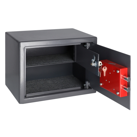 BRIHARD PISTOL & AMMO K